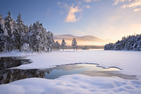 Зимний пейзаж озеро
