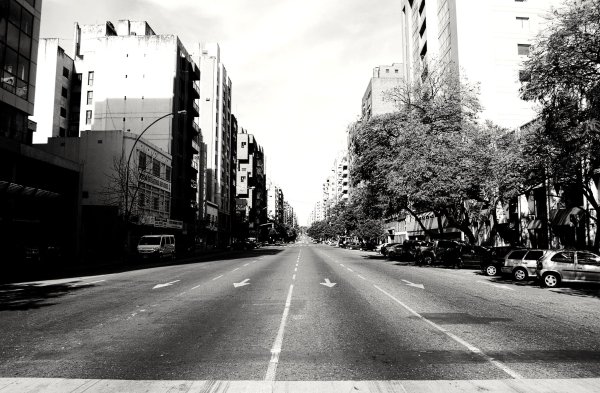 Городской пейзаж черно белый