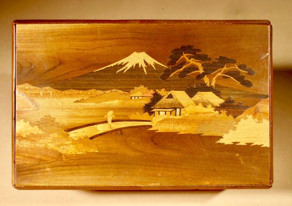 Маркетри парусник