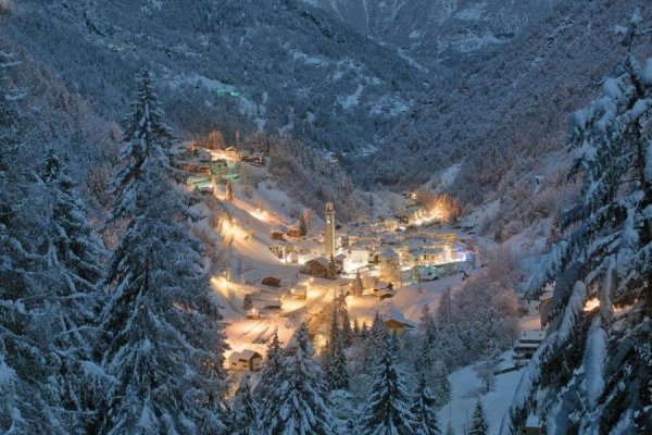 Ночная Швейцария Альпы