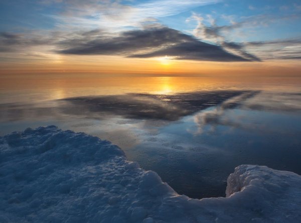 Зимнее море