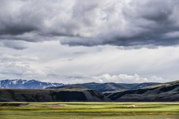 Монгун-Тайга гора