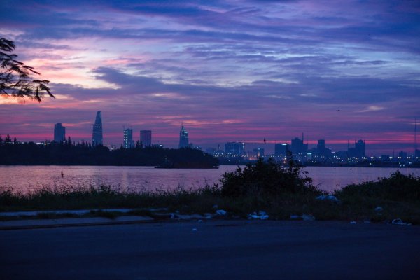 Закат в городе