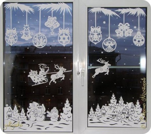 Новогодние мотивы на окна