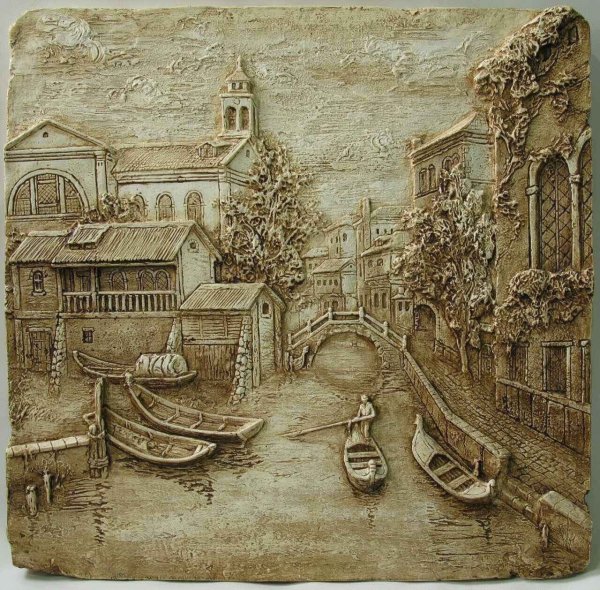 Барельеф Венеция на стене