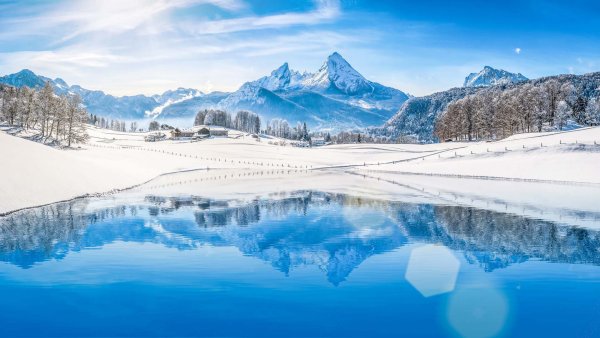 Горы озеро зима