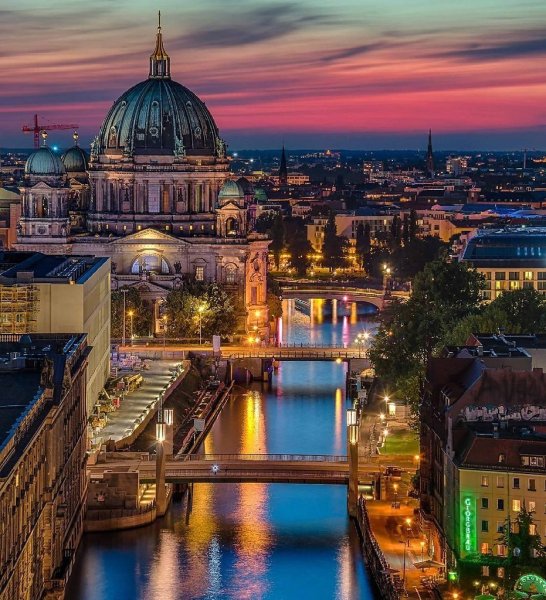 Берлин столица ФРГ