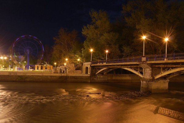 Терек ночью Владикавказ