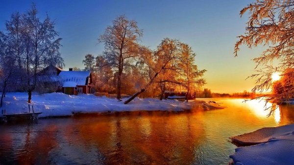 Зима река деревня закат