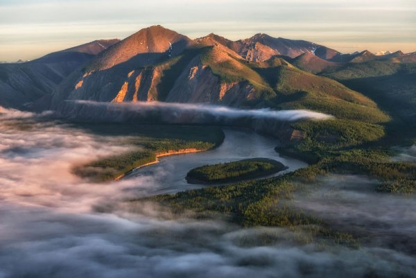 Река Индигирка Север Сибири