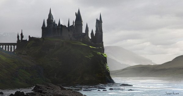 Замок Гарри Поттера и озеро