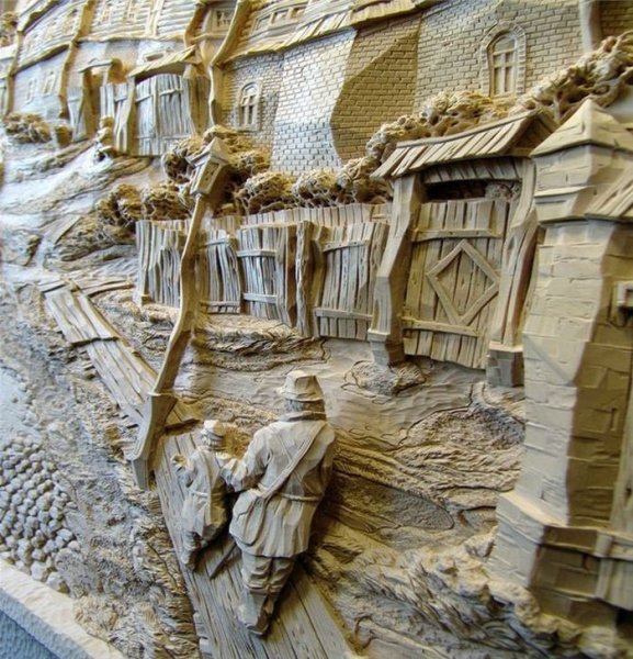 Барельеф на стене