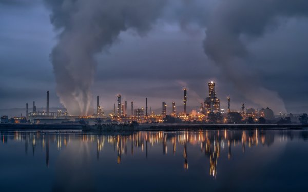 Мрачные дворы Петербурга