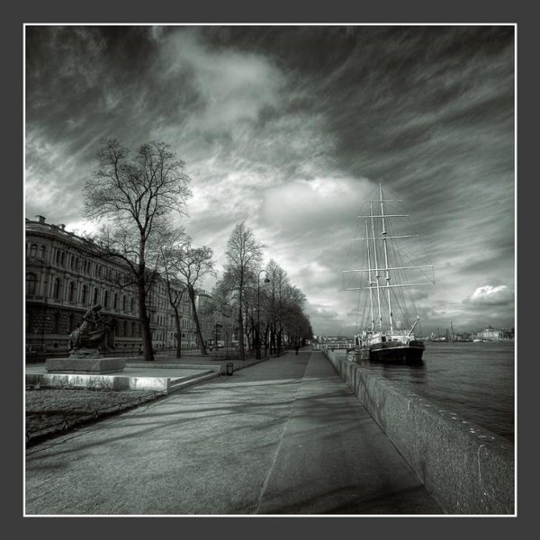 Серый дождливый Питер