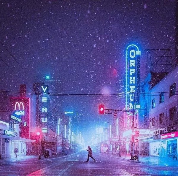 Зимний неоновый город