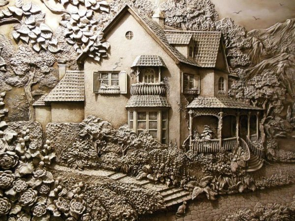 Барельеф домики