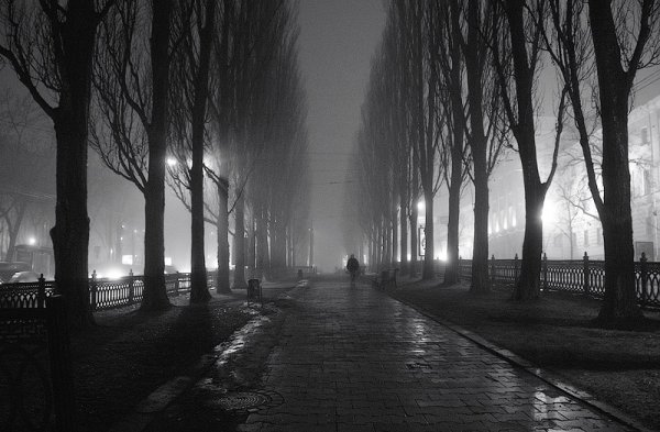 Серый грустный город