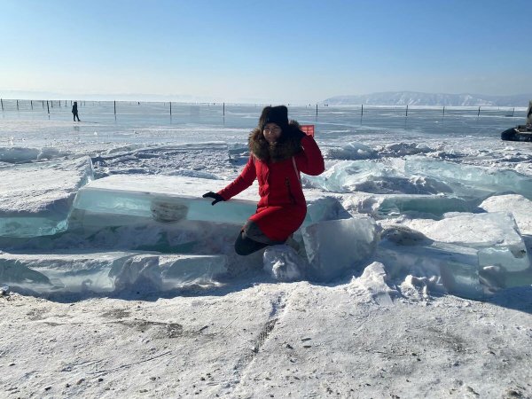 Художник Игорь Ропяник