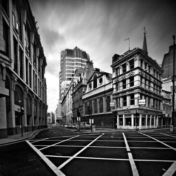 Городской пейзаж черно белый