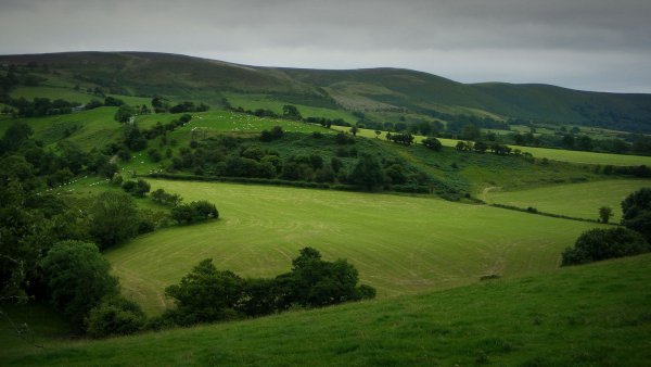 Green Hill зеленый холм в Англии