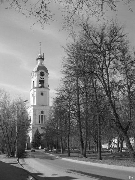 Саров монастырь колокольня