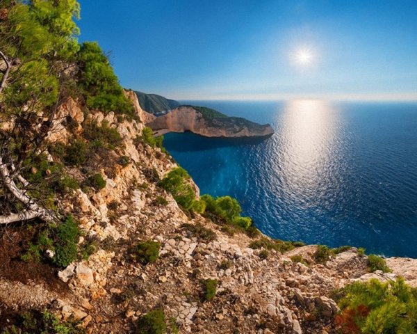 Геленджик крест на горе