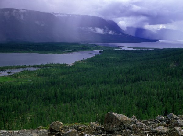 Озеро Виви на плато Путорана