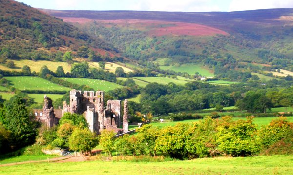 Приорат Ллантони Уэльс