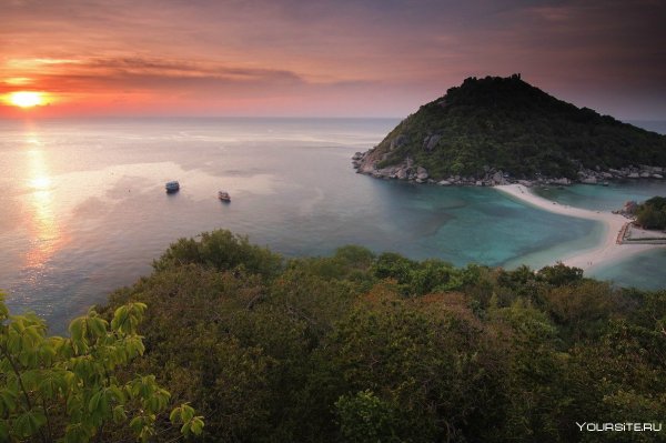 Краби остров Джеймса Бонда