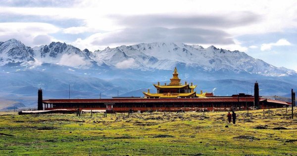 Непал горы Гималаи