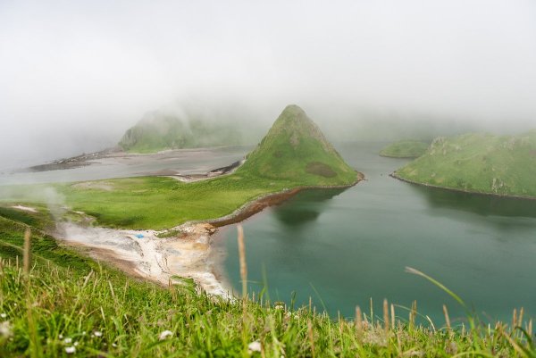 Ушишир Курильские острова