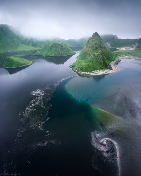 Курильские острова остров Янкича