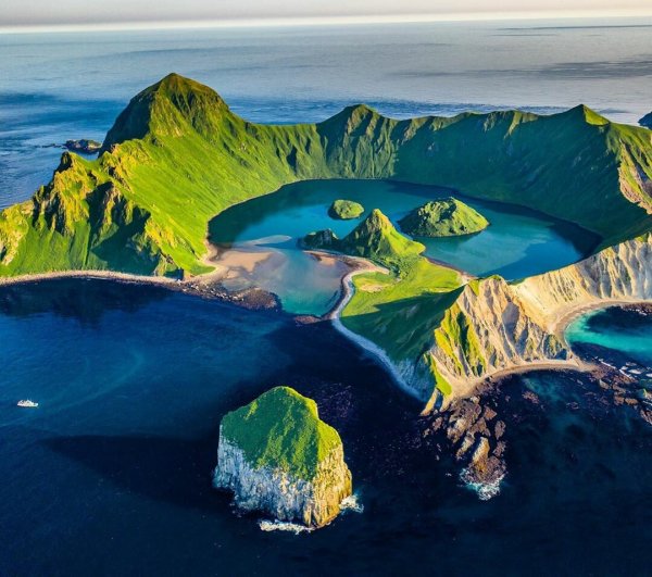 Ушишир Курильские острова