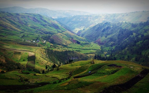 Эквадор рельеф