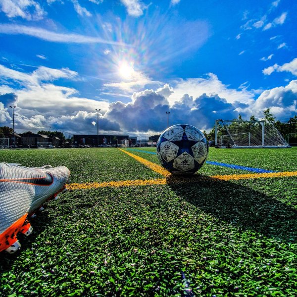 Красивое футбольное поле