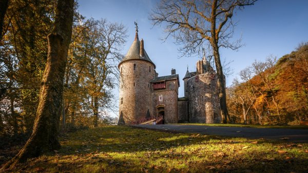 Замок башня Уэльс