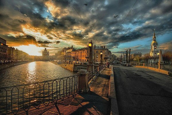 Рассвет в Петербурге