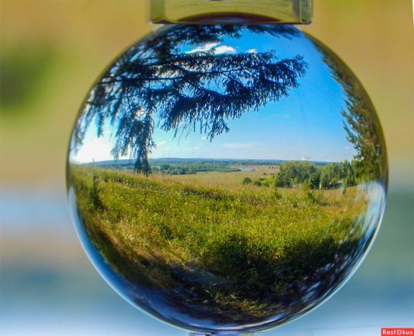 Красивые пейзажи в виде стеклянного шара