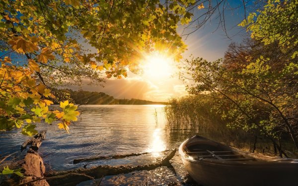 Осень озеро лодка