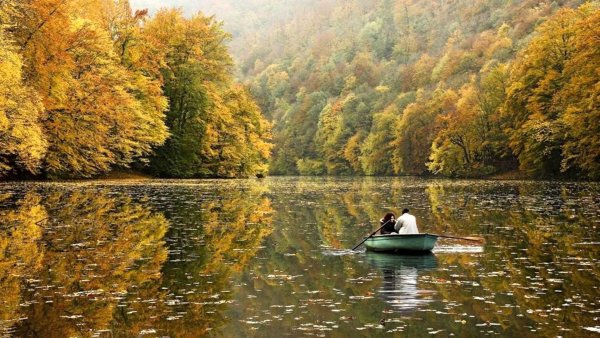 Река спокойствие осень