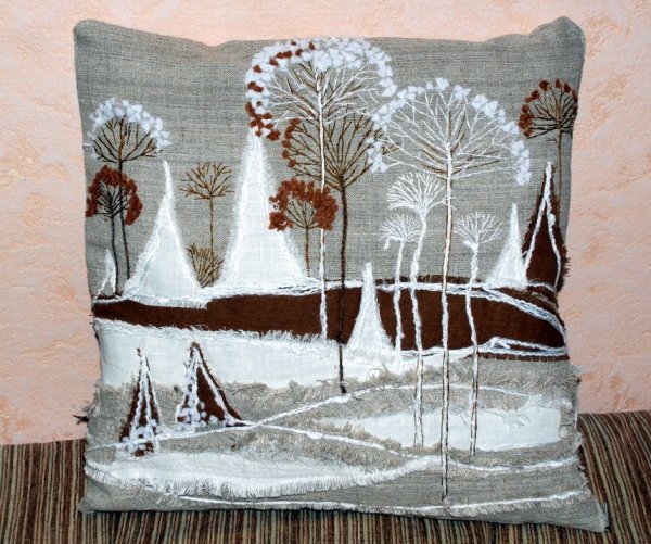 Вышивка гладью шерстяными нитками