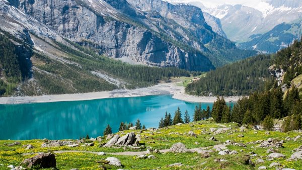 Алма Ата город горы