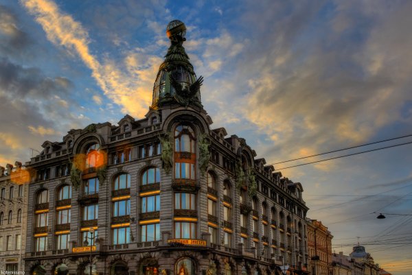 Красивые здания июль