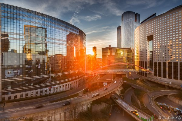 Пейзаж со зданием