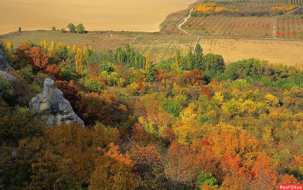 Крым Бахчисарай осень