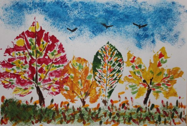 Дерево красками и ватными палочками