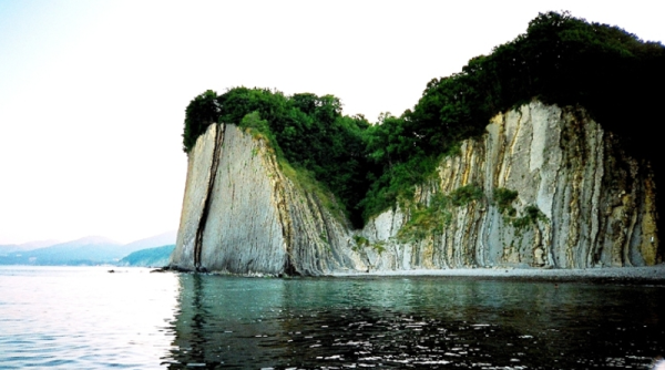 Небуг скала Киселева