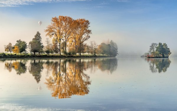 Отражение в воде