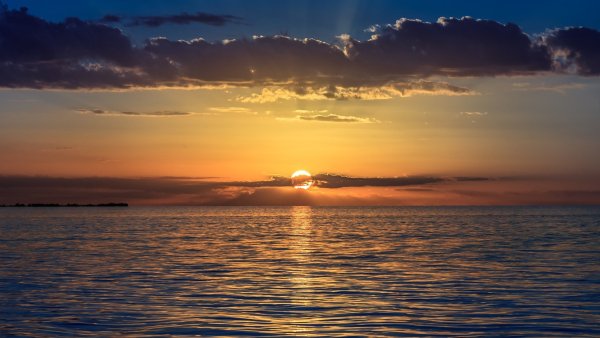 Вечерний пейзаж море