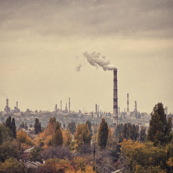 Индустриальный пейзаж завод